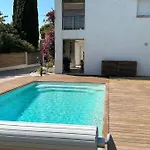 Ali Avec Piscine Et Jacuzzi A450m Du La 3chambres 2sdb La Ciotat