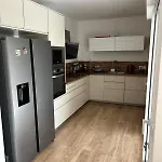 Ali Avec Piscine Et Jacuzzi A450m Du La Uniquement Aout Dispo Pour 11 Personnes 5chambres Et 3 Sdb *