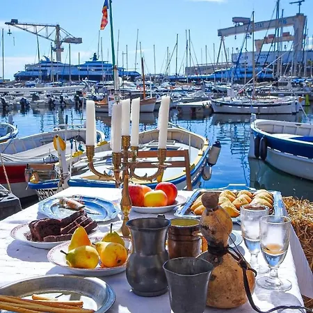 Dom wakacyjny Ali Avec Piscine Et Jacuzzi A450m Du La Mer! *