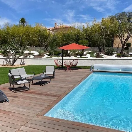 Ali Avec Piscine Et Jacuzzi A450m Du La Mer! Holiday home *