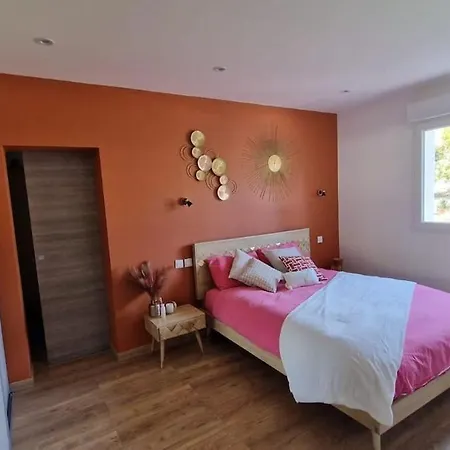 Ali Avec Piscine Et Jacuzzi A450m Du La Mer!